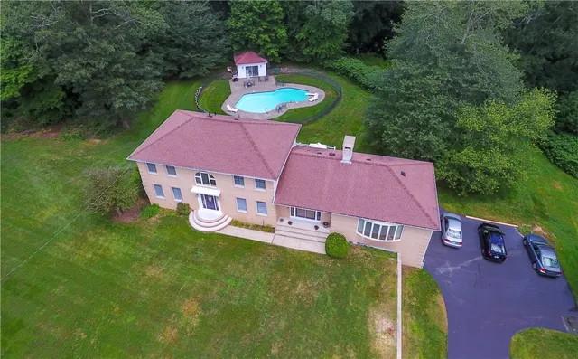 $835,000 | 109 Gentry Way, Scituate, RI 02857