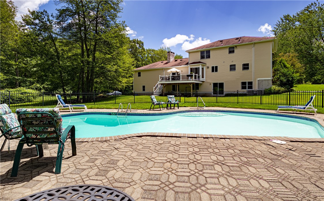 109 Gentry Way Scituate, RI 02857 - Photo 12 of 41