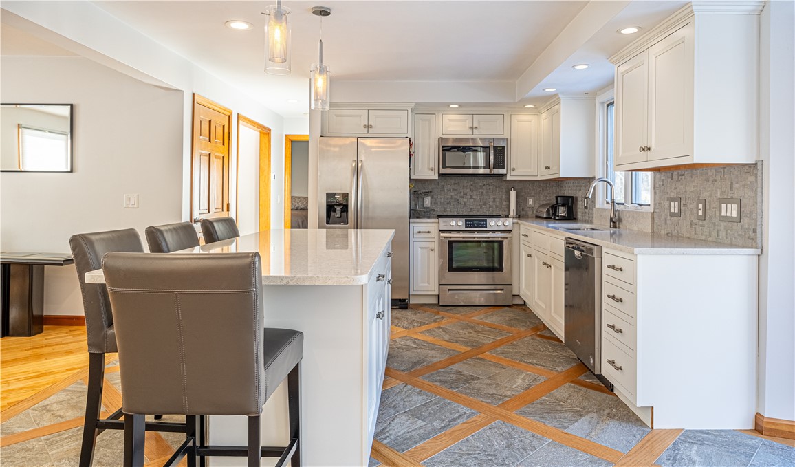 109 Gentry Way Scituate, RI 02857 - Photo 20 of 41