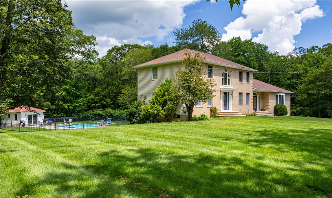 109 Gentry Way Scituate, RI 02857 - Photo 8 of 41