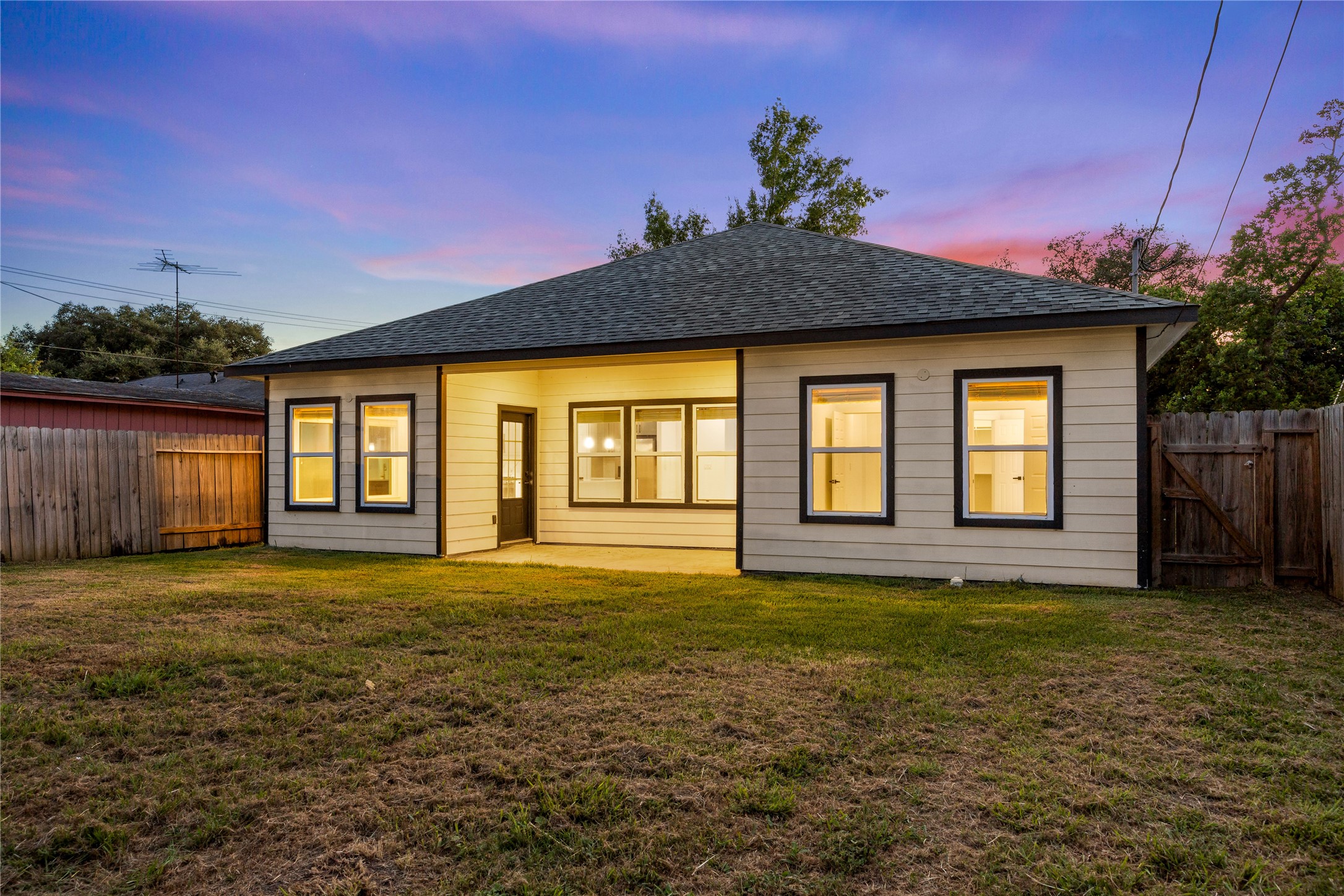 1121 Austin Street Rosenberg, TX 77471 - Photo 36 of 44