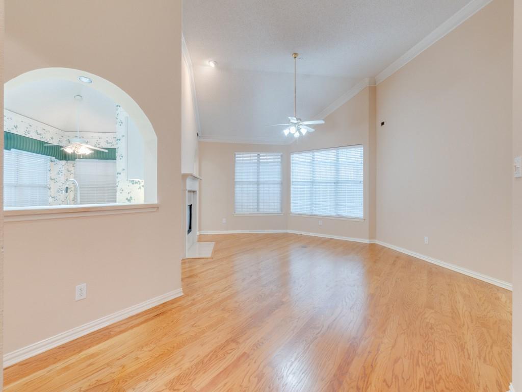 14628 Flanders Court Addison, TX 75001 - Photo 3 of 11