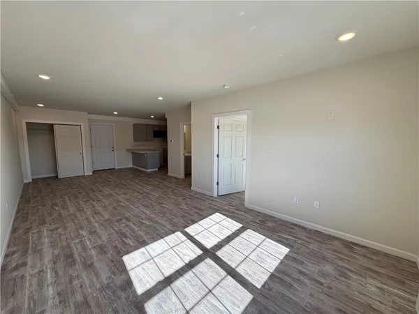 $1,650 | 327 Pine Street, Unit 4018, Pawtucket, RI 02860