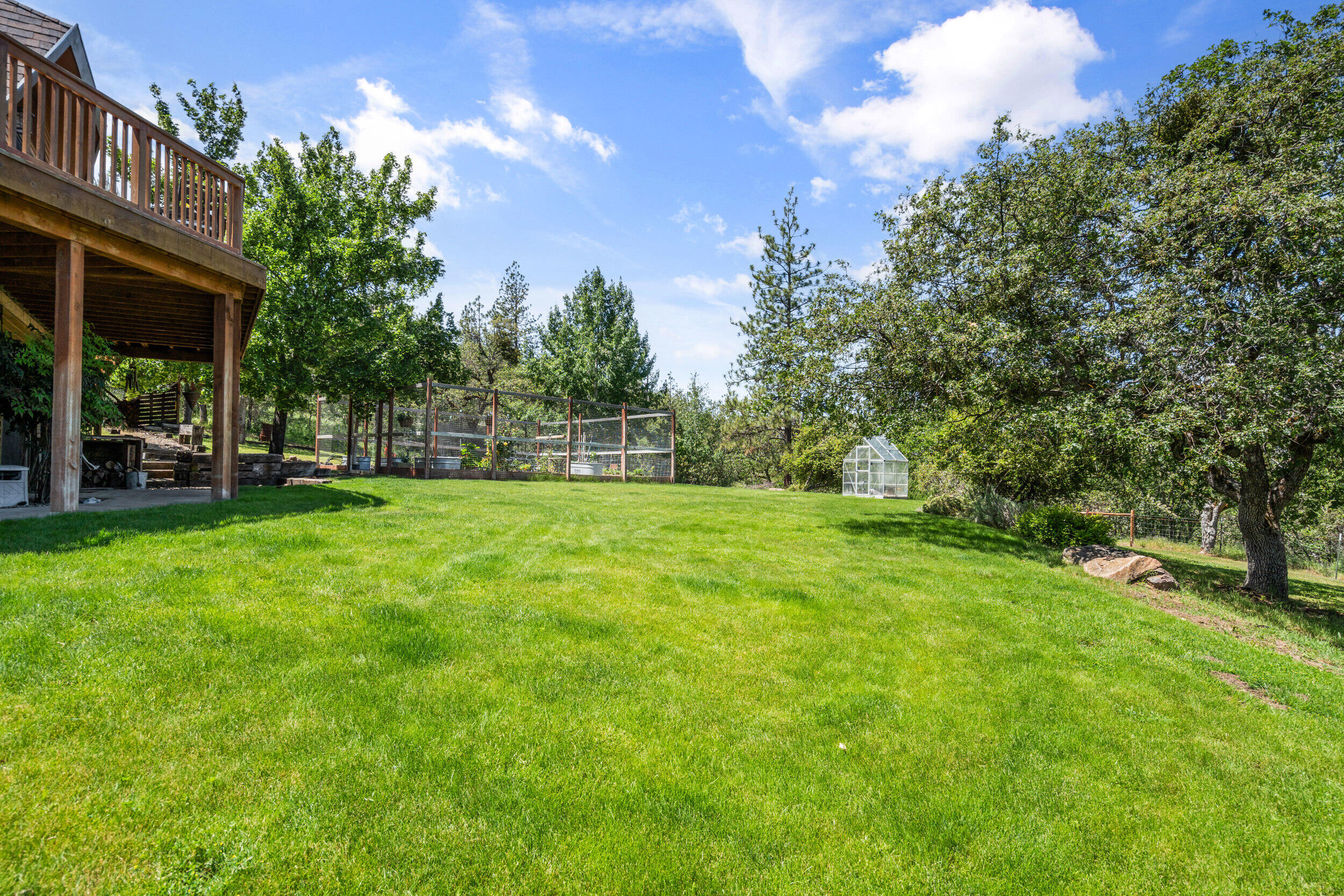 226 Entrada Drive Eagle Point, OR 97524 - Photo 53 of 62