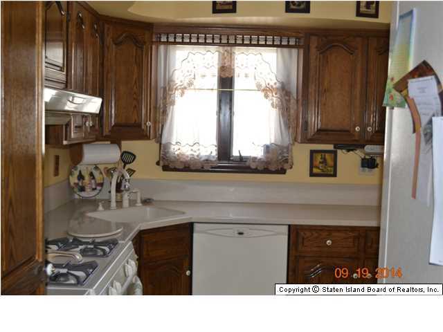 100 Annadale Road Staten Island, NY 10312 - Photo 4 of 10 Additional Photo