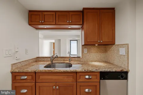 $479,000 | 1080 Wisconsin Avenue Northwest, Unit 3019, Washington, DC 20007