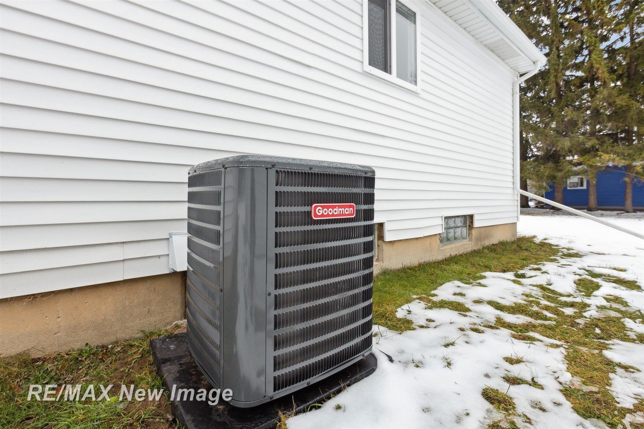 3580 Mack Road Saginaw, MI 48601 - Photo 25 of 29 50164180-e4967a7c-02c8-4464-920d-9d16db723315.JPG