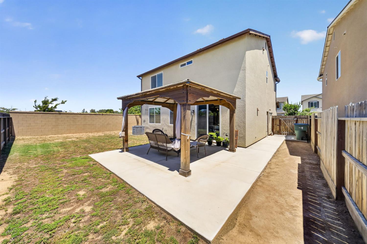 4219 North Reed Avenue Fresno, CA 93723 - Photo 33 of 38 Backyard