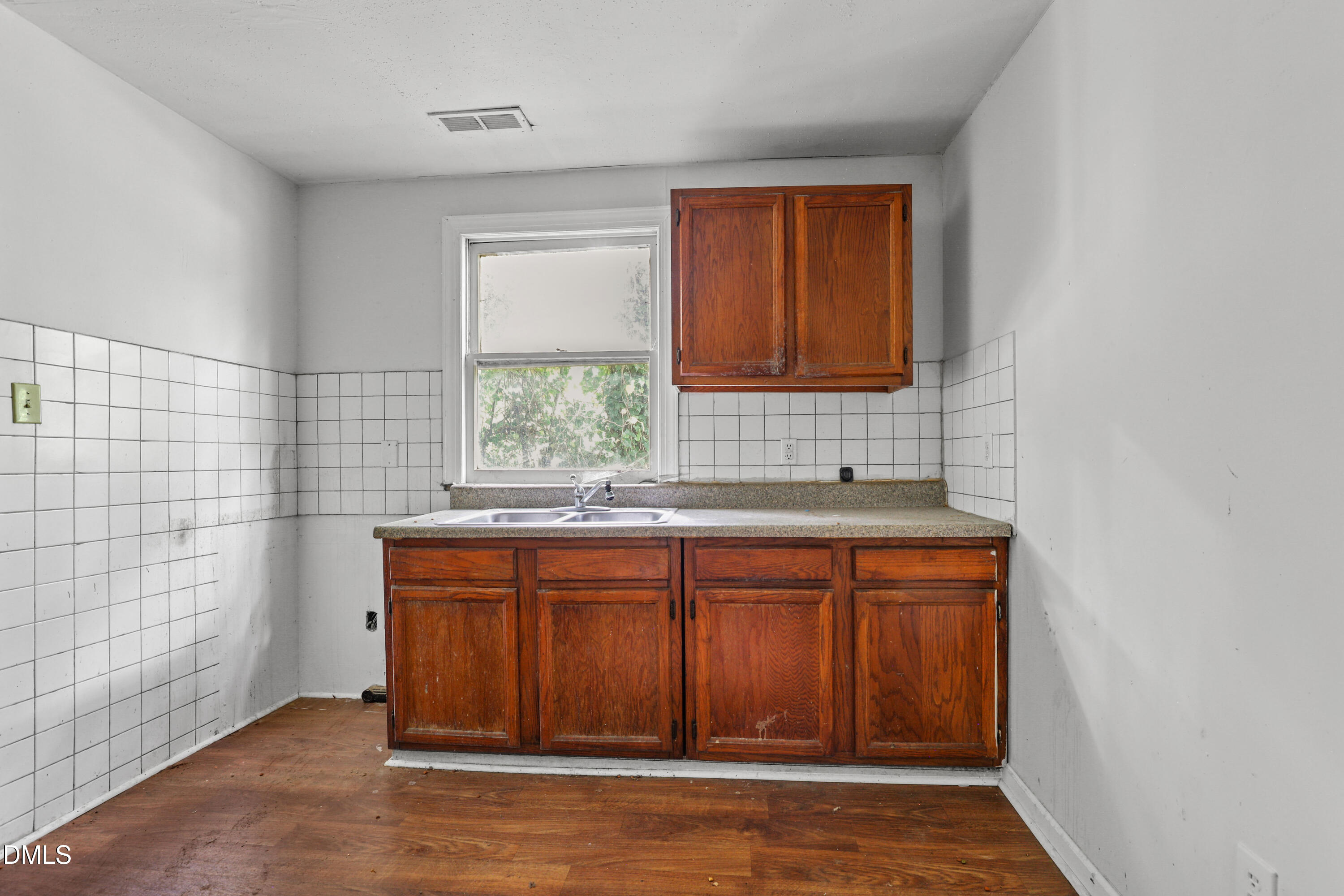 615 New Bern Avenue Raleigh, NC 27601 - Photo 8 of 47