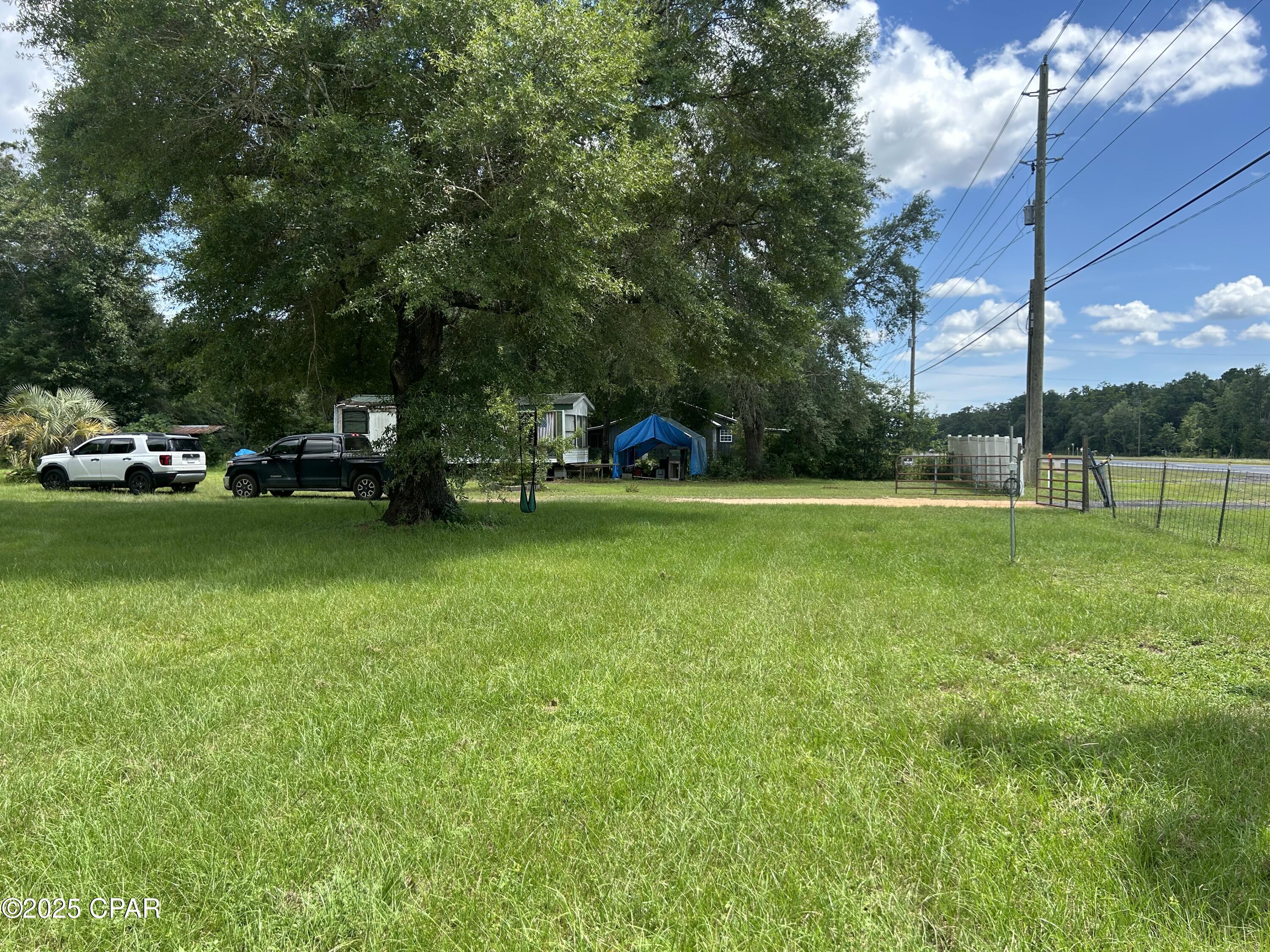 5735 Highway 77 Chipley, FL 32428 - Photo 1 of 13