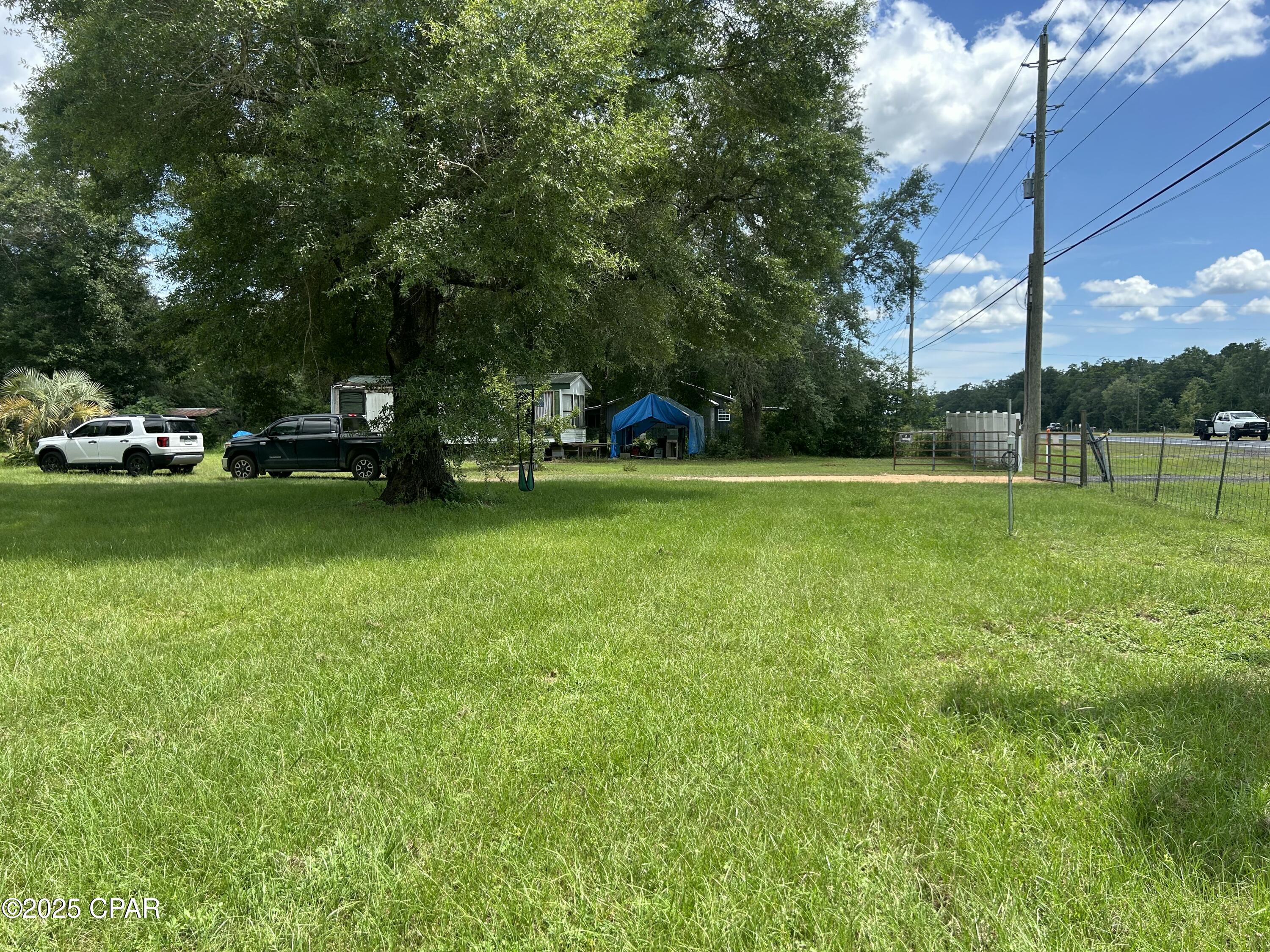 5735 Highway 77 Chipley, FL 32428 - Photo 8 of 13