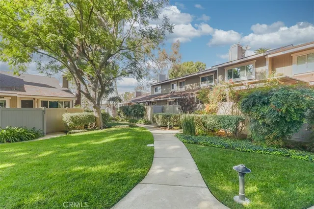 $687,000 | 3110 East Palm Drive, Unit 14, Fullerton, CA 92831