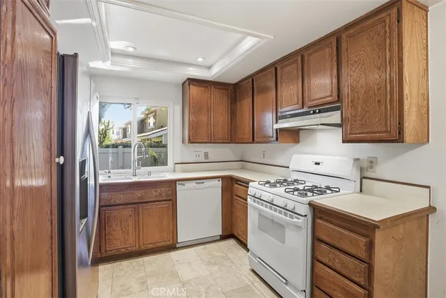 $687,000 | 3110 East Palm Drive, Unit 14, Fullerton, CA 92831