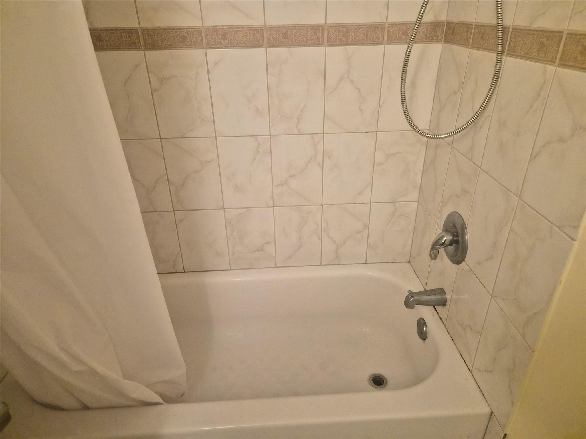 3252 Foxcroft Road, Unit 113 Miramar, FL 33025 - Photo 14 of 23 Photo 14