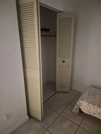 $215,000 | 3252 Foxcroft Road, Unit 113, Miramar, FL 33025