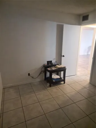 $215,000 | 3252 Foxcroft Road, Unit 113, Miramar, FL 33025