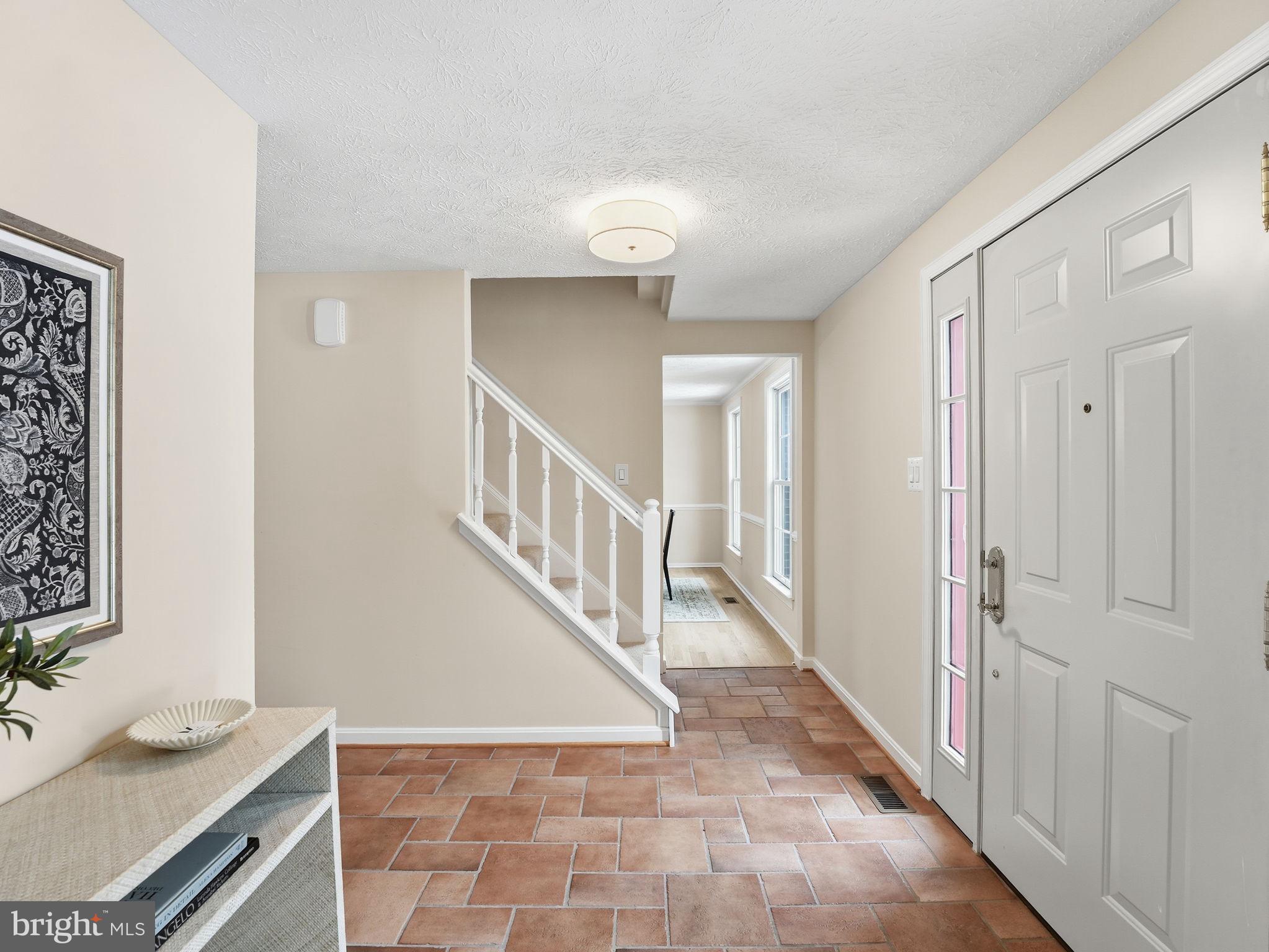 7752 Gamid Drive Springfield, VA 22153 - Photo 4 of 48