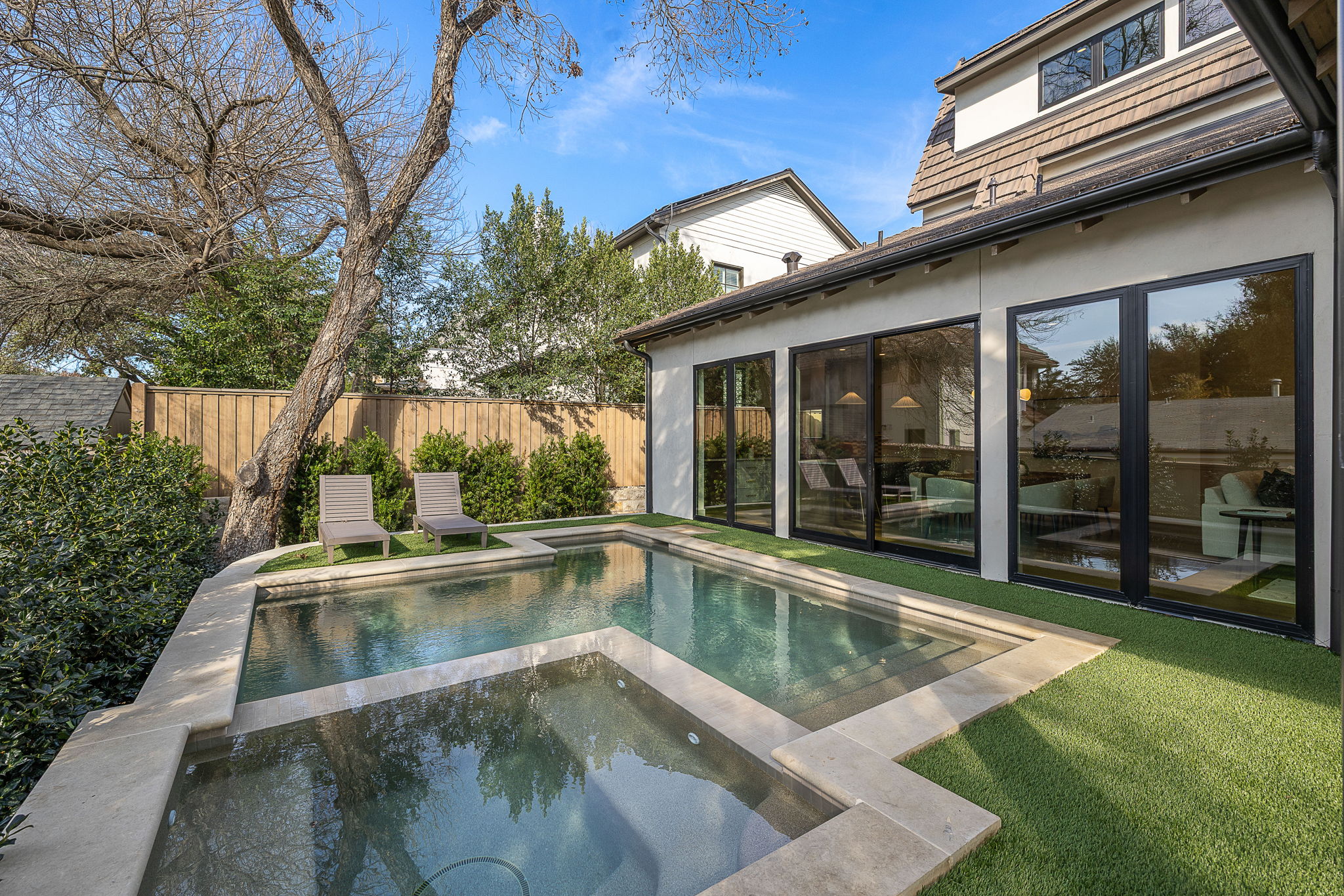 2705 Warren Street Austin, TX 78703 - Photo 34 of 39 a view of a house with swimming pool