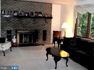 4892 Edgewood Road Doylestown, PA 18902 - Photo 3 of 6 Gallery Image 3