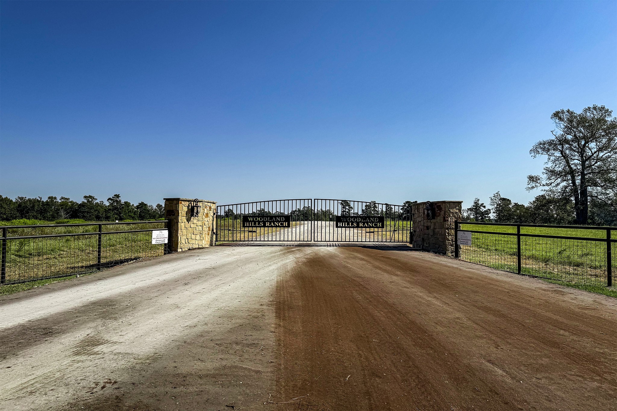 10-acres 10-acres Ranch Centerville, TX 75833 - Photo 2 of 7 a view of an outdoor space and swimming pool