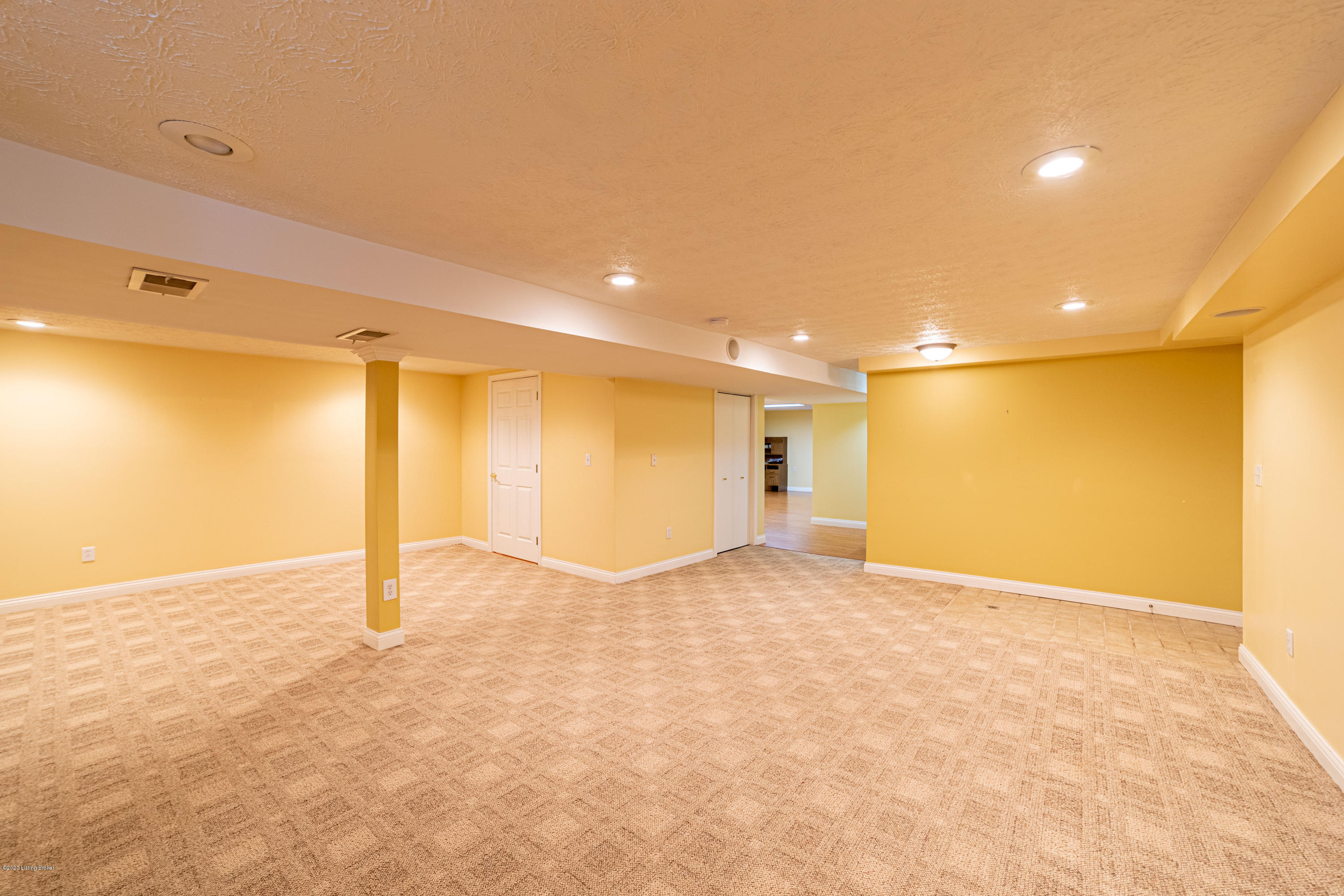 440 Ritchie Lane Bardstown, KY 40004 - Photo 20 of 41 IMG_7292-HDR