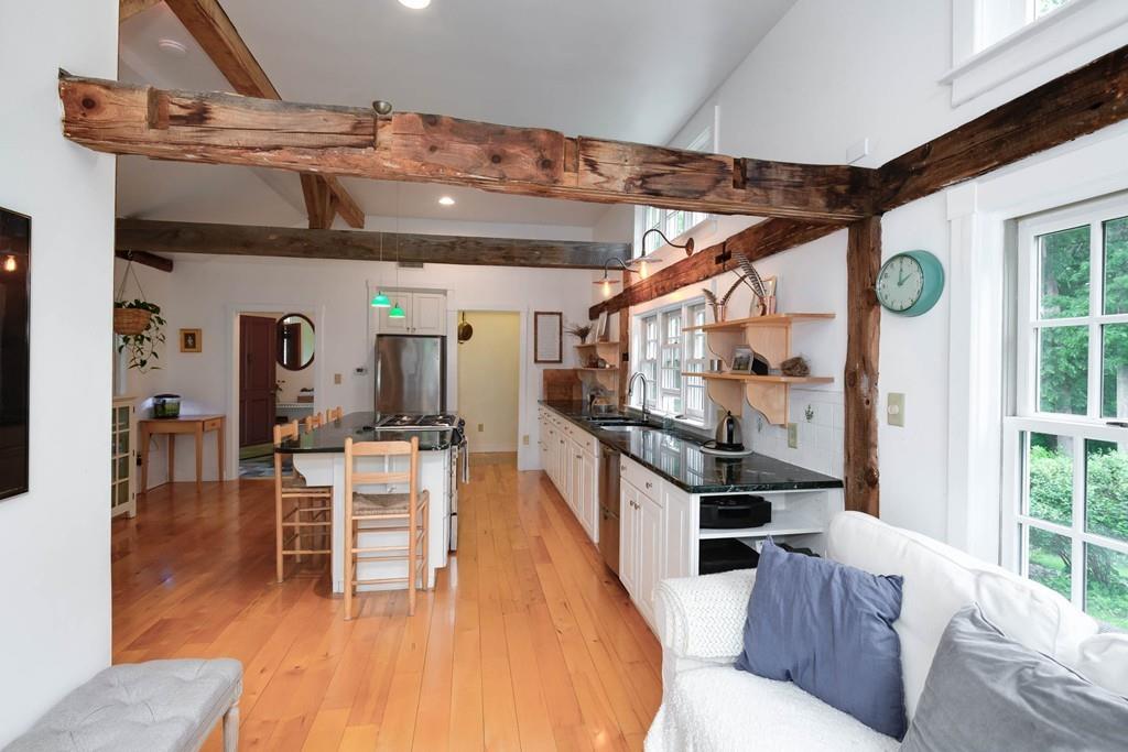 211 Sterling Road Princeton, MA 01541 - Photo 6 of 41