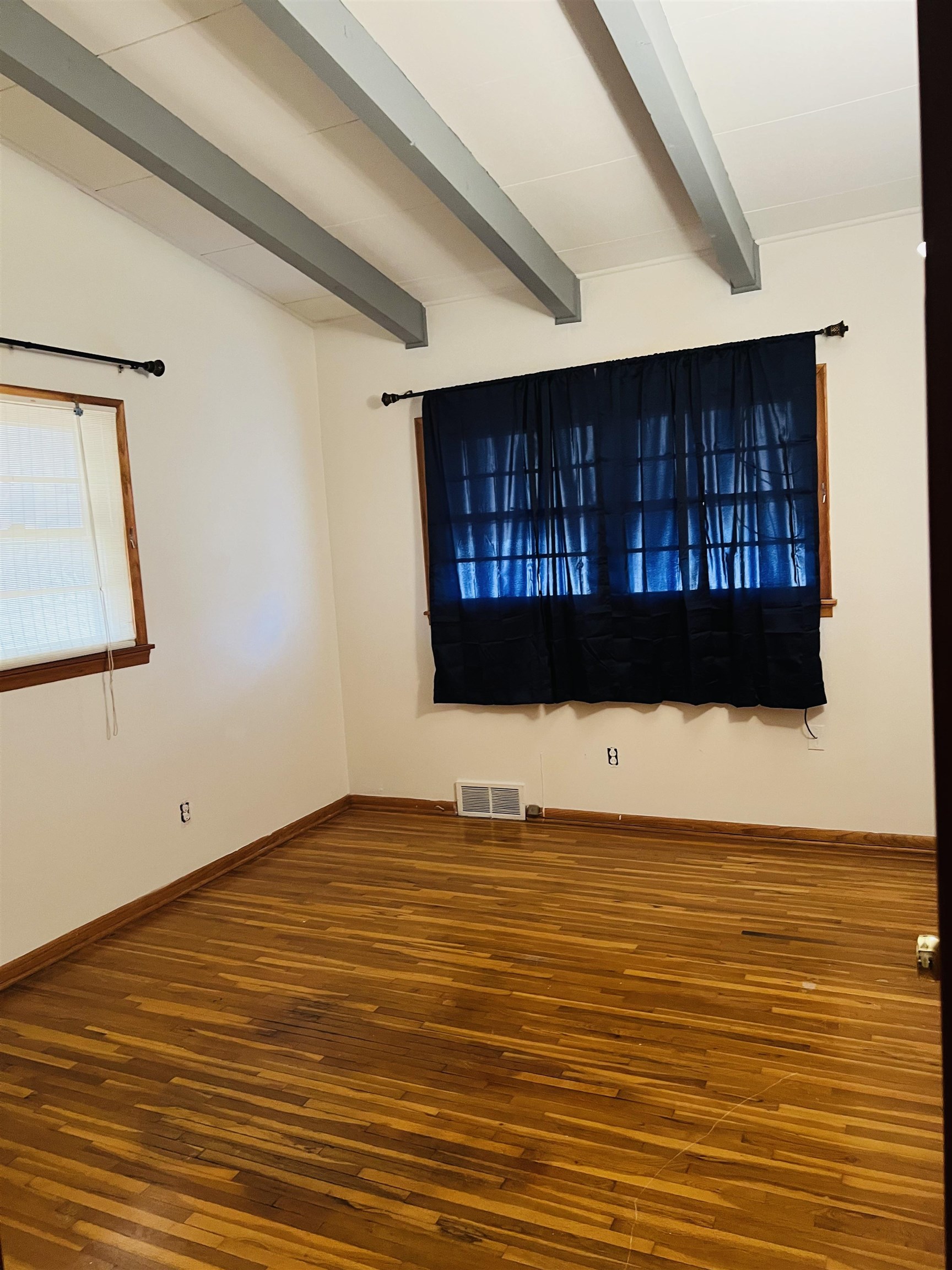 2908 Fairmount Street Wichita, KS 67220 - Photo 15 of 36