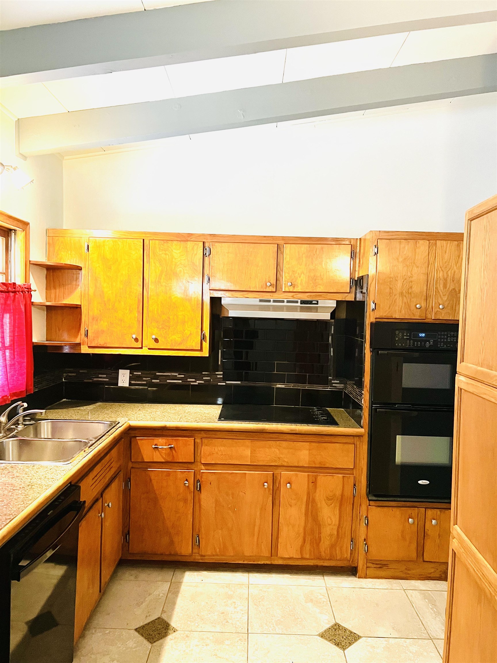 2908 Fairmount Street Wichita, KS 67220 - Photo 18 of 36