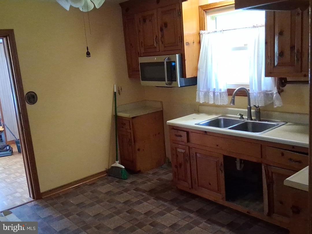 1100 Vickilee Road Richmond, VA 23236 - Photo 9 of 28
