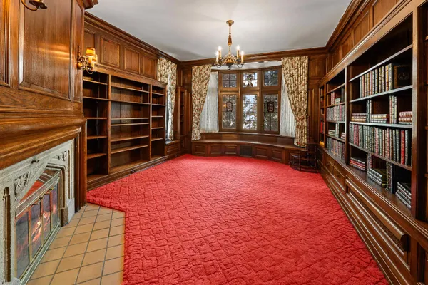$649,900 | 187 East Division Street, Fond du Lac, WI 54935