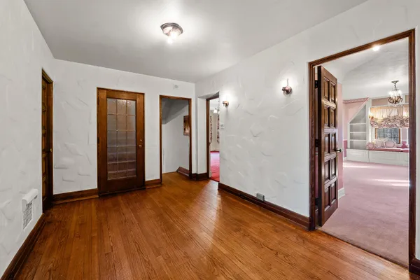 $649,900 | 187 East Division Street, Fond du Lac, WI 54935
