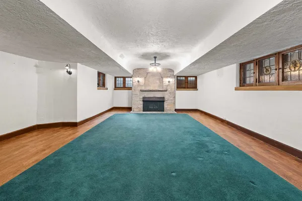 $649,900 | 187 East Division Street, Fond du Lac, WI 54935