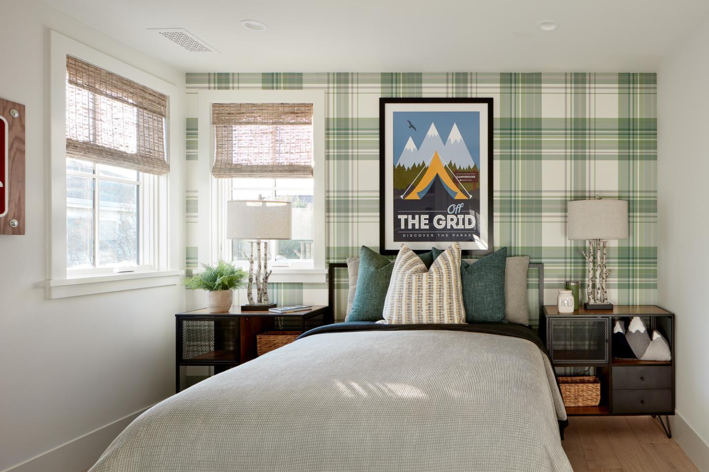 2080 Cully Place San Jose, CA 95124 - Photo 29 of 34 a bedroom with a bed and a painting on the wall