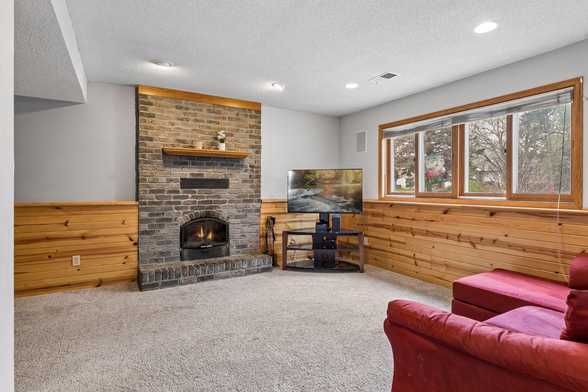 9875 Hamline Avenue North Circle Pines, MN 55014 - Photo 31 of 43