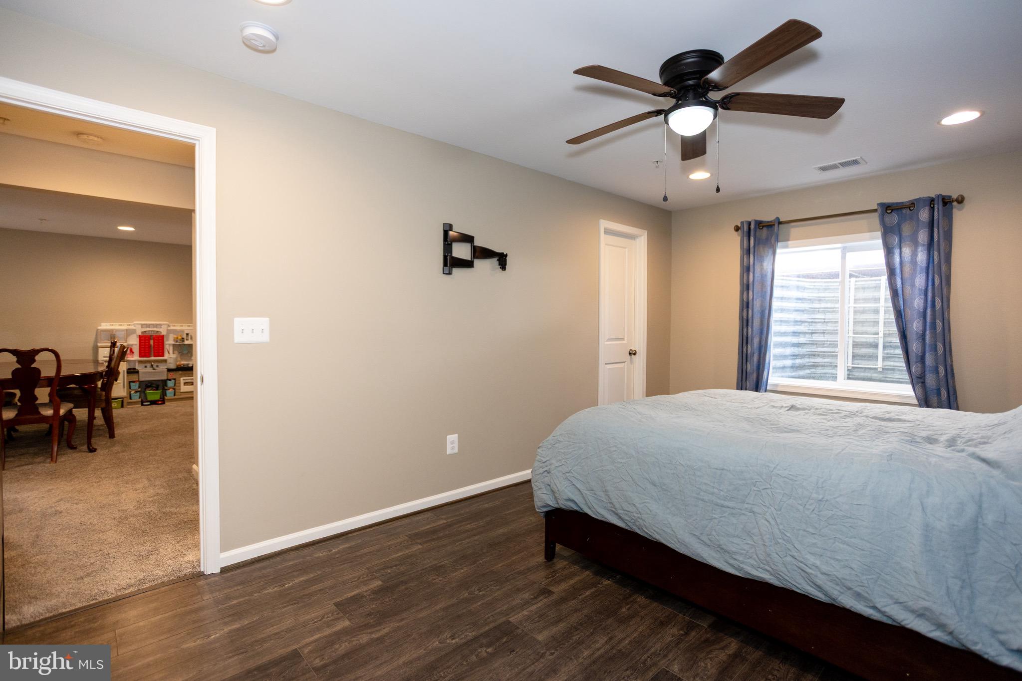 2425 Morgans Point Drive Dumfries, VA 22026 - Photo 32 of 99