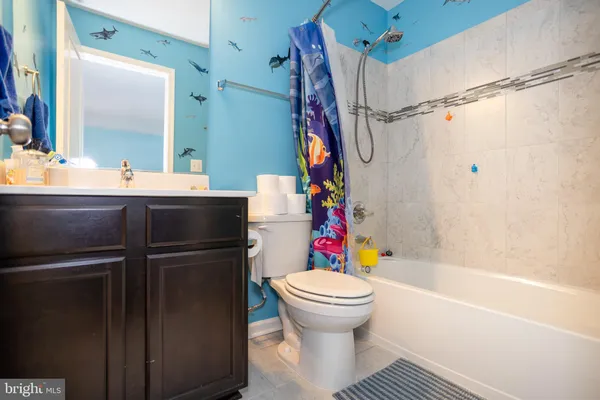 $925,000 | 2425 Morgans Point Drive, Dumfries, VA 22026