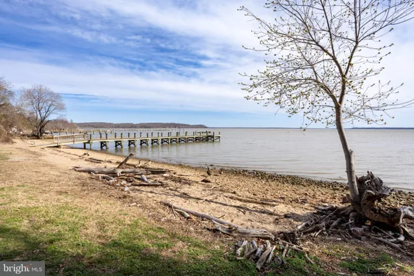 $925,000 | 2425 Morgans Point Drive, Dumfries, VA 22026
