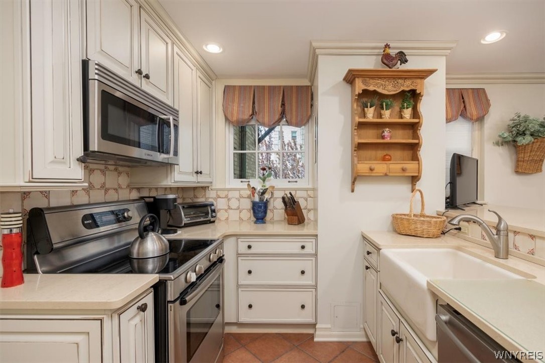 33 Gates Circle, Unit 2B Buffalo, NY 14222 - Photo 13 of 23