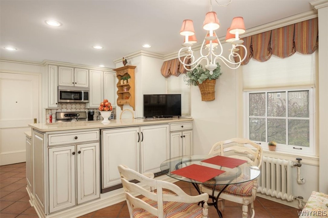 33 Gates Circle, Unit 2B Buffalo, NY 14222 - Photo 10 of 23