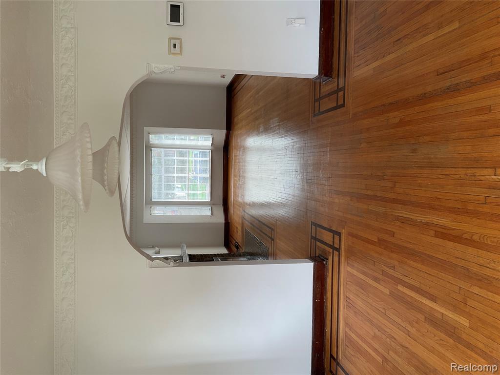 15763 Ashton Road Detroit, MI 48223 - Photo 10 of 43