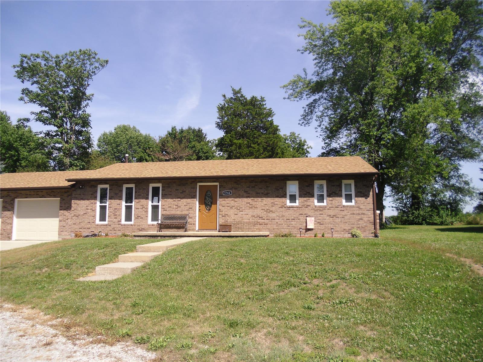 5764 Old Alton Road Granite City, IL 62040 - Photo 1 of 27 Gallery Image 1