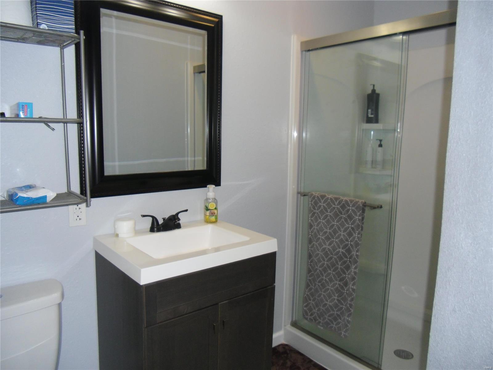 5764 Old Alton Road Granite City, IL 62040 - Photo 15 of 27 Gallery Image 15