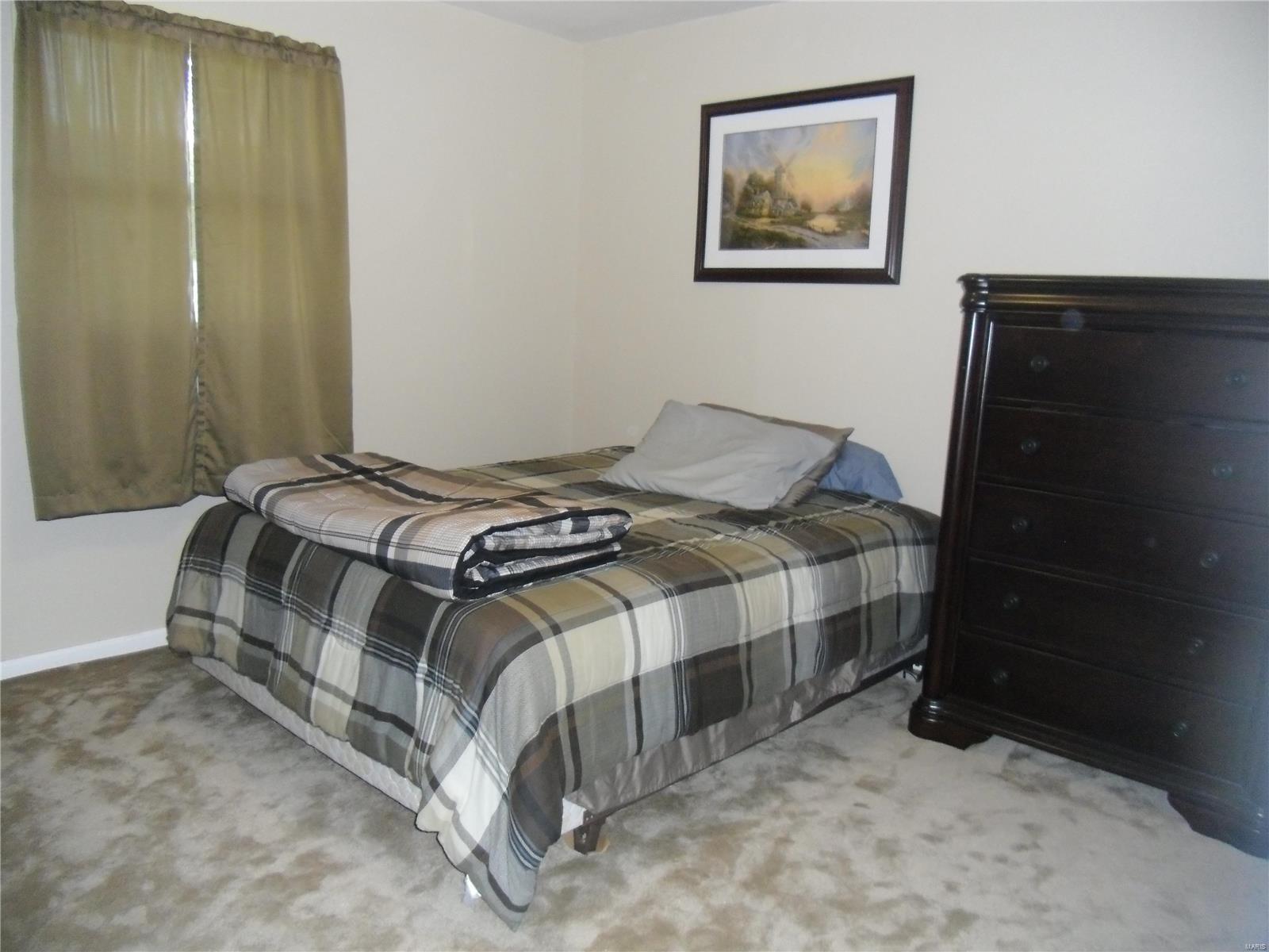 5764 Old Alton Road Granite City, IL 62040 - Photo 17 of 27 Gallery Image 17