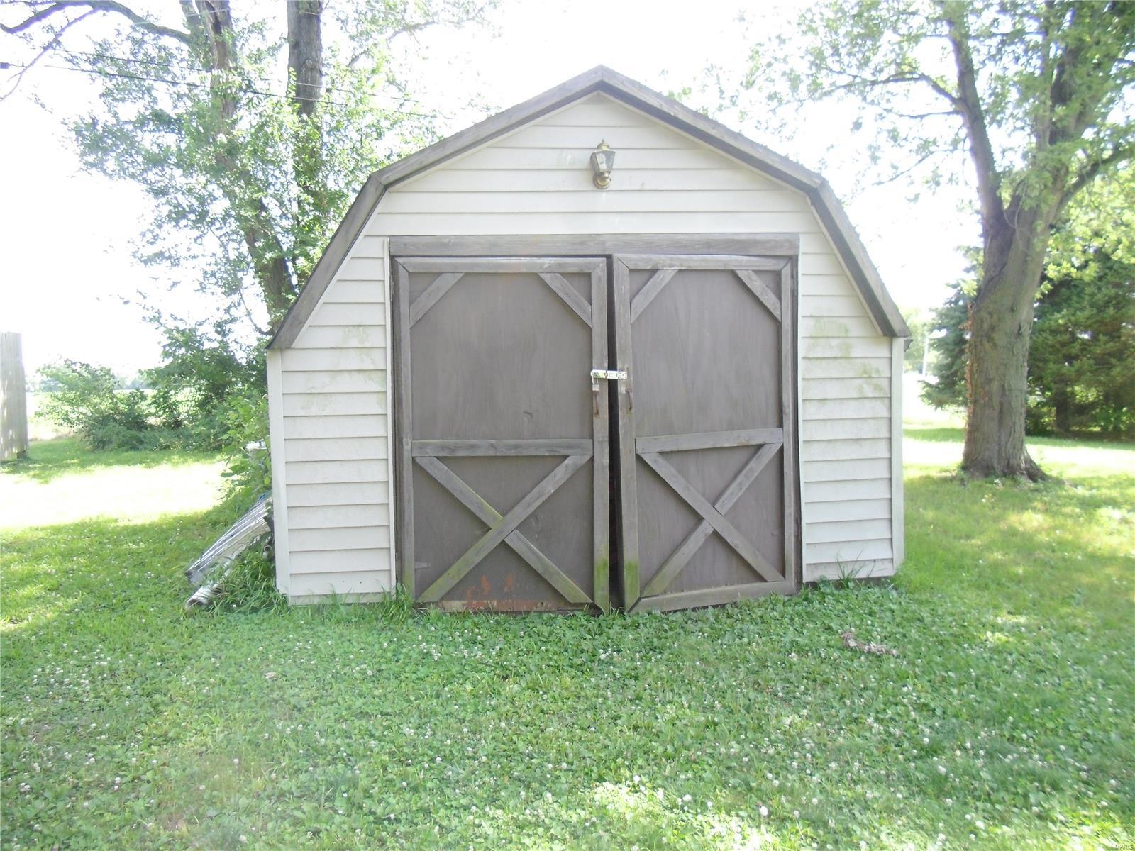 5764 Old Alton Road Granite City, IL 62040 - Photo 26 of 27 Gallery Image 26
