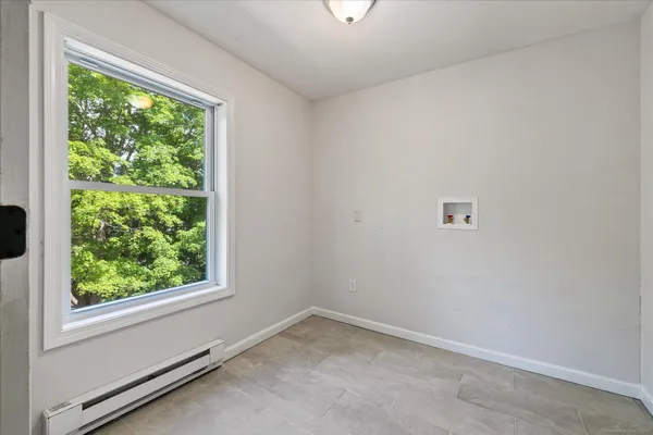 $229,900 | 34 Pleasant Street, Unit 5, Plainfield, CT 06374