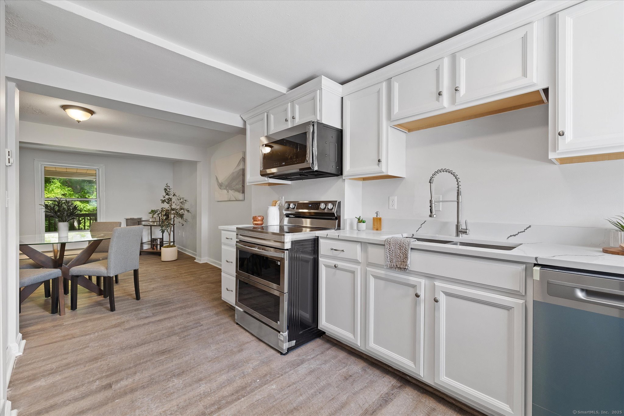 34 Pleasant Street, Unit 5 Plainfield, CT 06374 - Photo 2 of 24