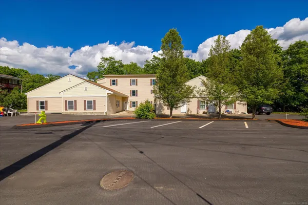 $229,900 | 34 Pleasant Street, Unit 5, Plainfield, CT 06374