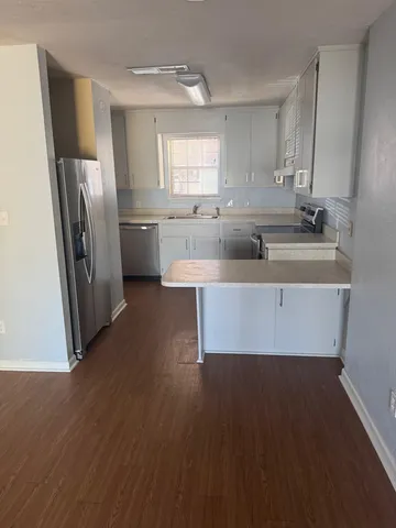 $1,595 | 3748 Donovan Drive, Unit B, Tallahassee, FL 32309