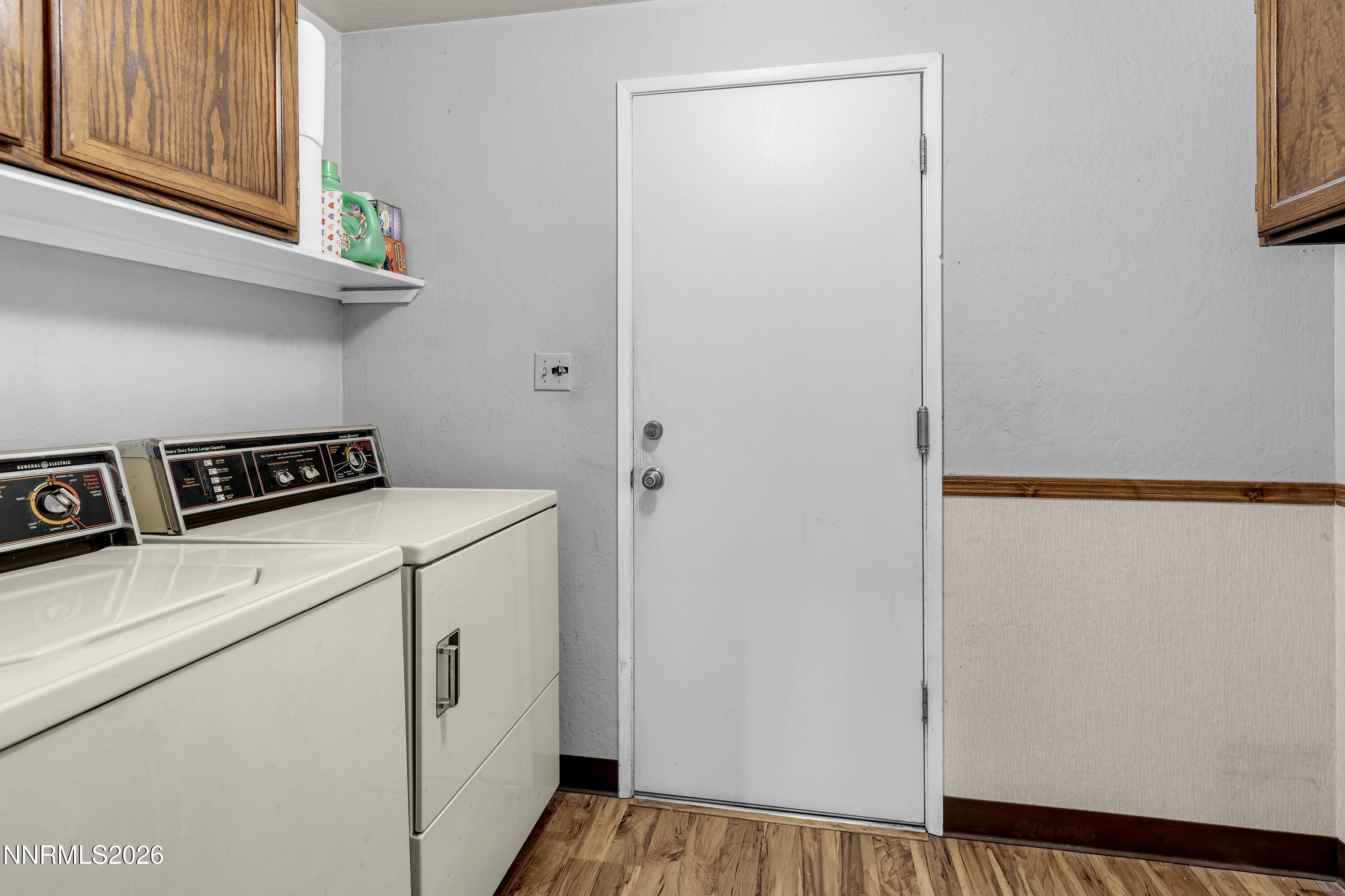 4455 Matich Drive Reno, NV 89502 - Photo 21 of 28 Laundry room