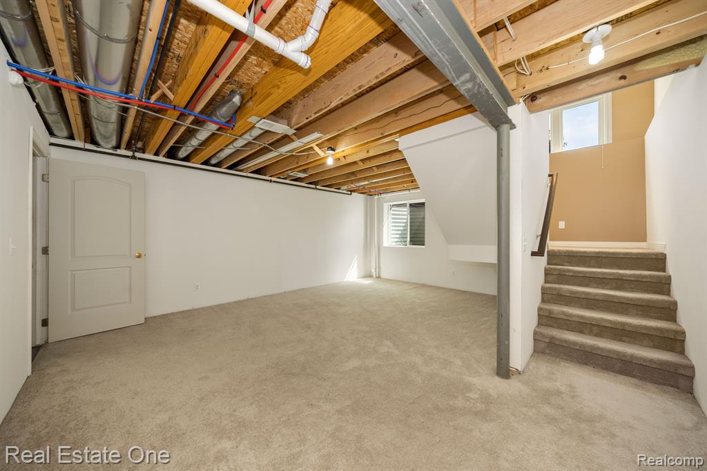 630 Lockmoore Court Rochester Hills, MI 48307 - Photo 39 of 65